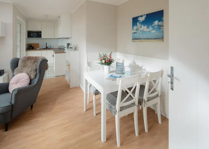 Haus Sanderling Juister Gezeiten ユイスト